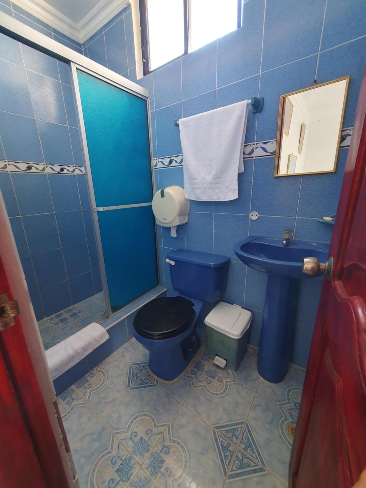 Hostal Insular Puerto Villamil Esterno foto