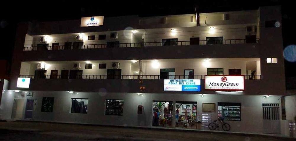 Hostal Insular Puerto Villamil Esterno foto