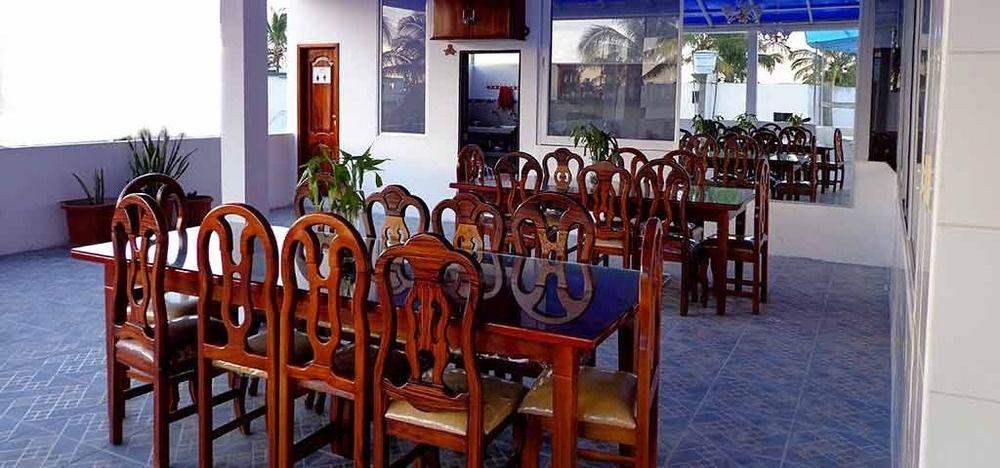 Hostal Insular Puerto Villamil Esterno foto