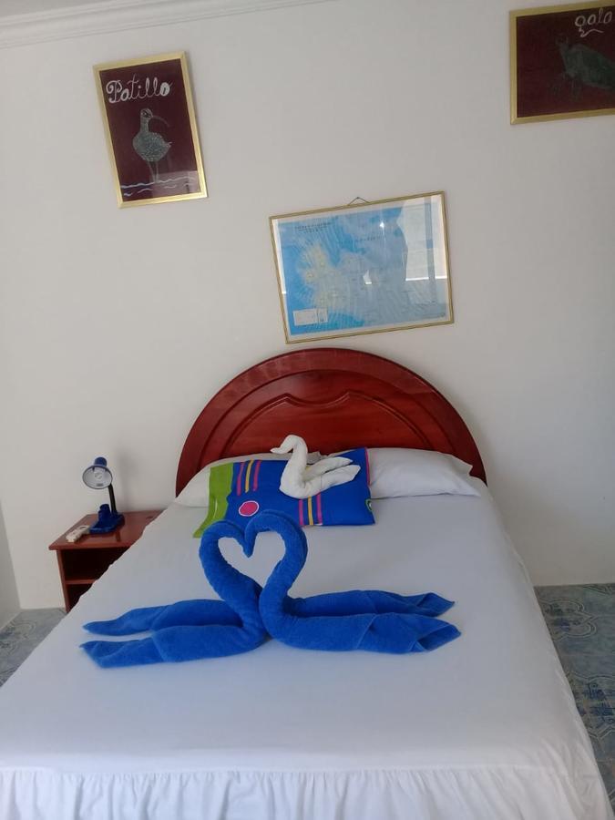 Hostal Insular Puerto Villamil Esterno foto